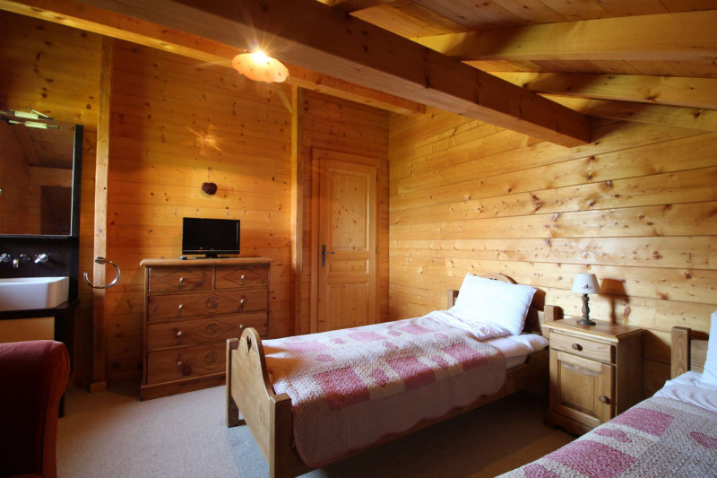 _clients_227430004_photos_147j_8908171 _clients_227430004_photos_147j_8908171