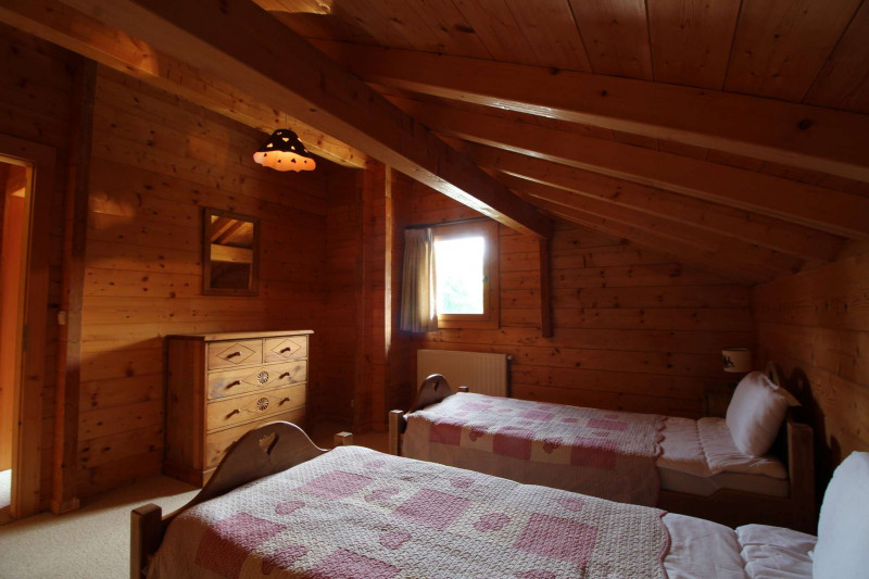 _clients_227430004_photos_147k_8643406