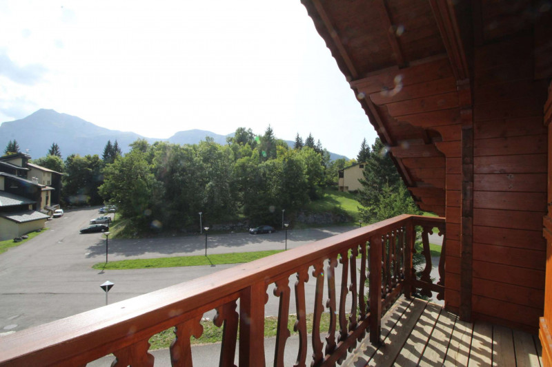 _clients_227430004_photos_147n_8759652