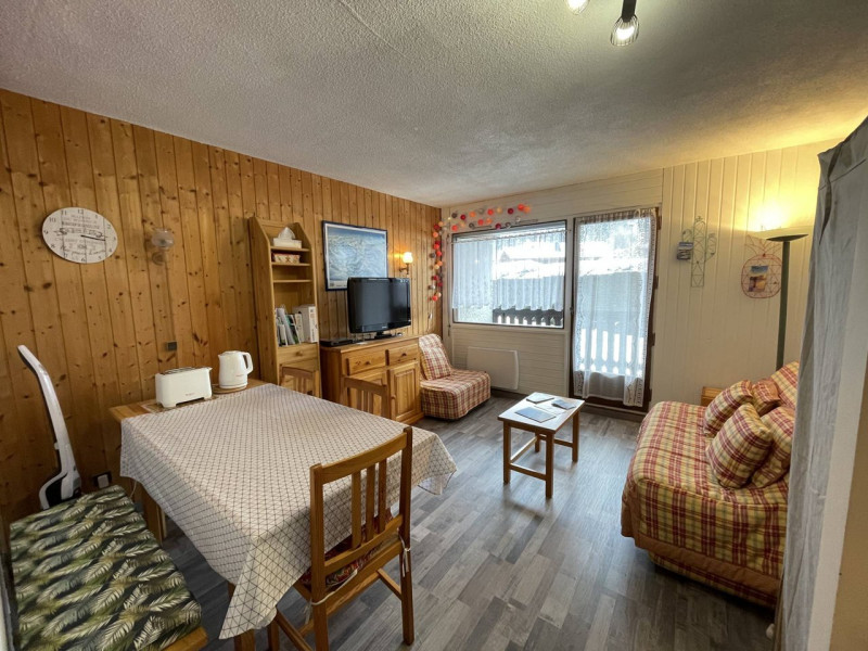 _clients_227430004_photos_153b_8612395 _clients_227430004_photos_153b_8612395