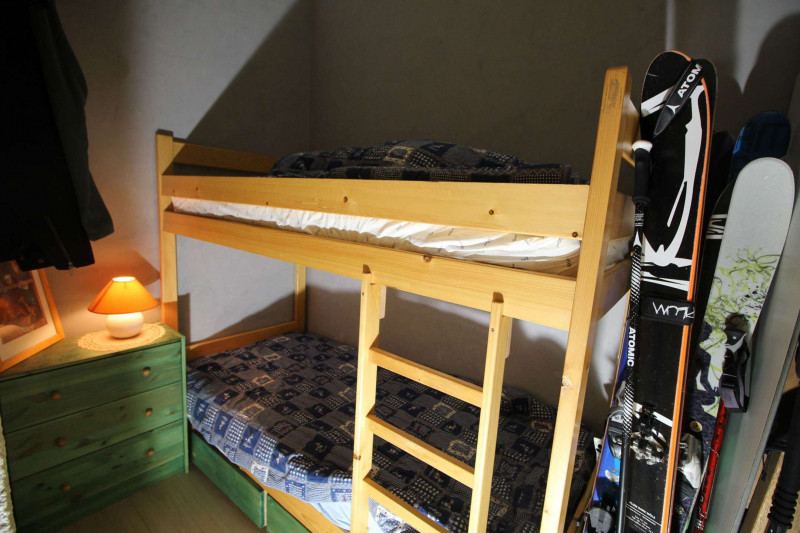 _clients_227430004_photos_155d_8612421 _clients_227430004_photos_155d_8612421