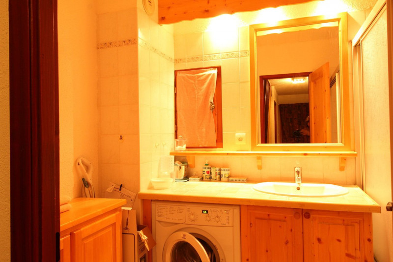 _clients_227430004_photos_163i_8750753