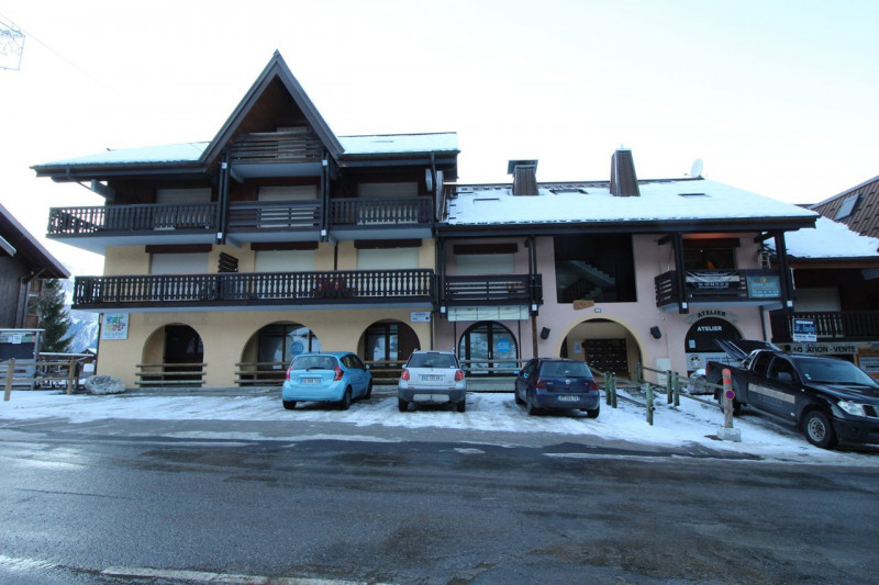 _clients_227430004_photos_164i_8975652