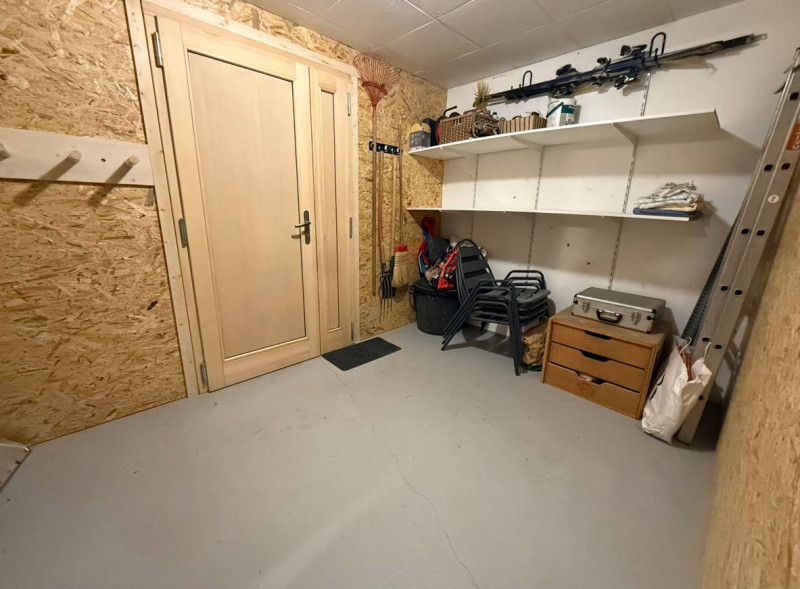 _clients_227430004_photos_183p_8980177