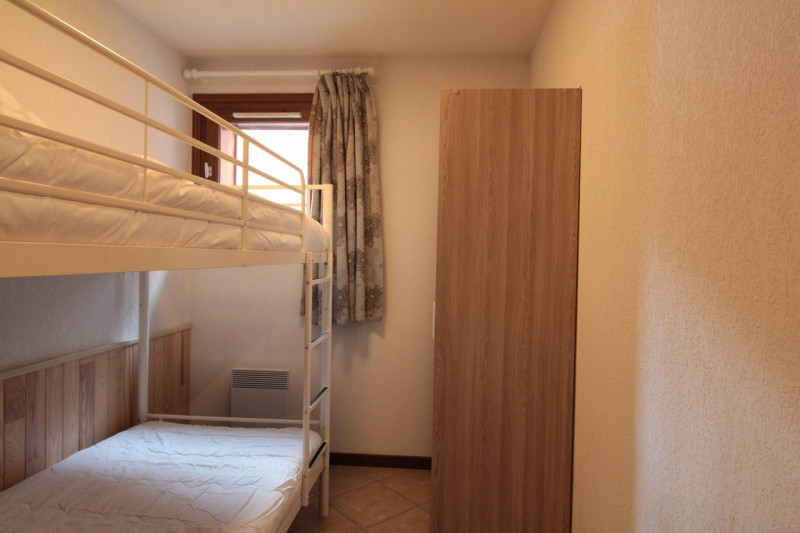 _clients_227430004_photos_190f_8852328