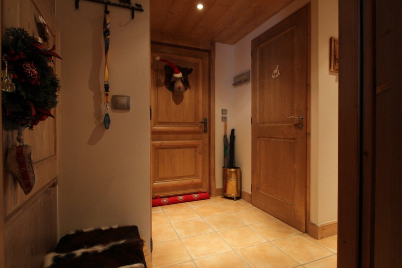 _clients_227430004_photos_1k_8684067