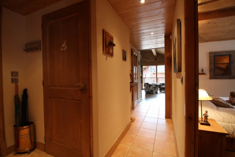 _clients_227430004_photos_1m_8684069