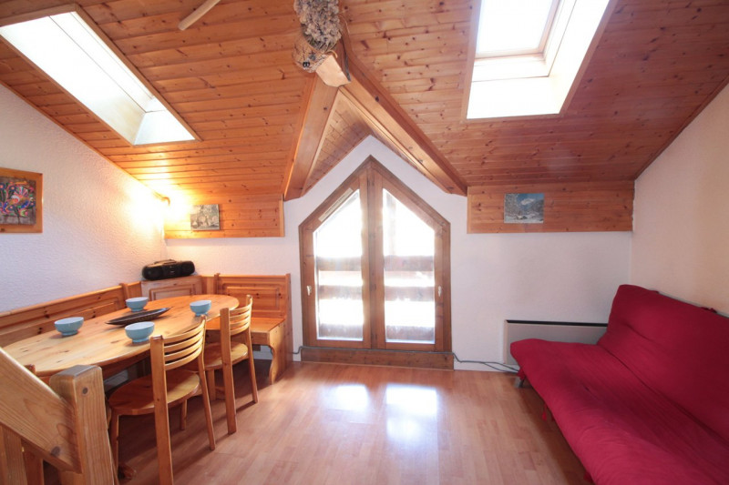 _clients_227430004_photos_20a_8936718 _clients_227430004_photos_20a_8936718