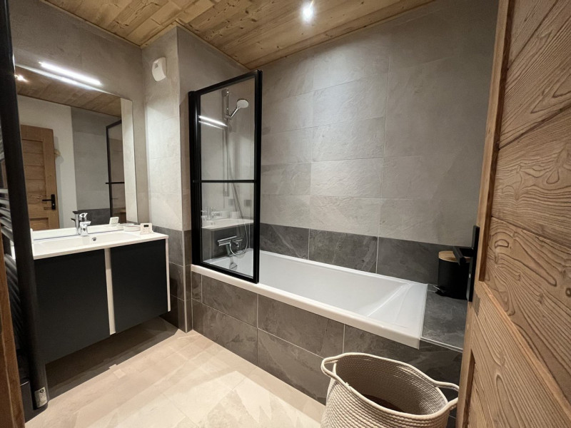 _clients_227430004_photos_230j_8564717 _clients_227430004_photos_230j_8564717