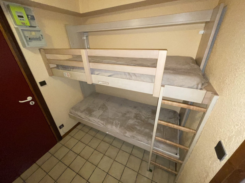 _clients_227430004_photos_237d_8613180 _clients_227430004_photos_237d_8613180