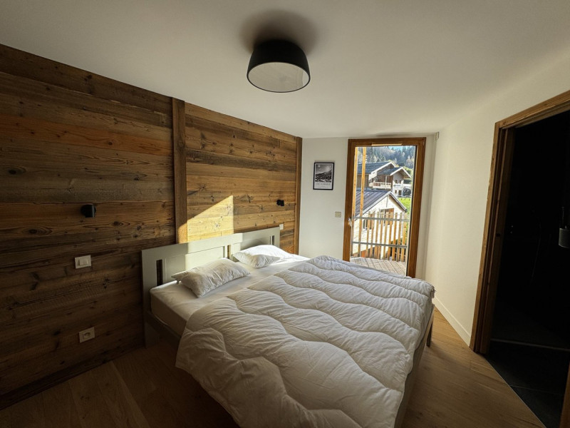 _clients_227430004_photos_246j_8758088