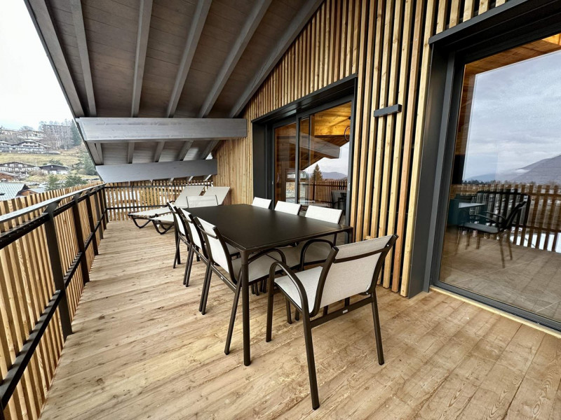 _clients_227430004_photos_246l_8760338