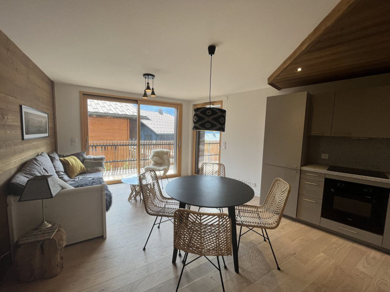 _clients_227430004_photos_268d_8976275