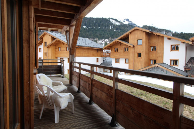 _clients_227430004_photos_2j_8973745