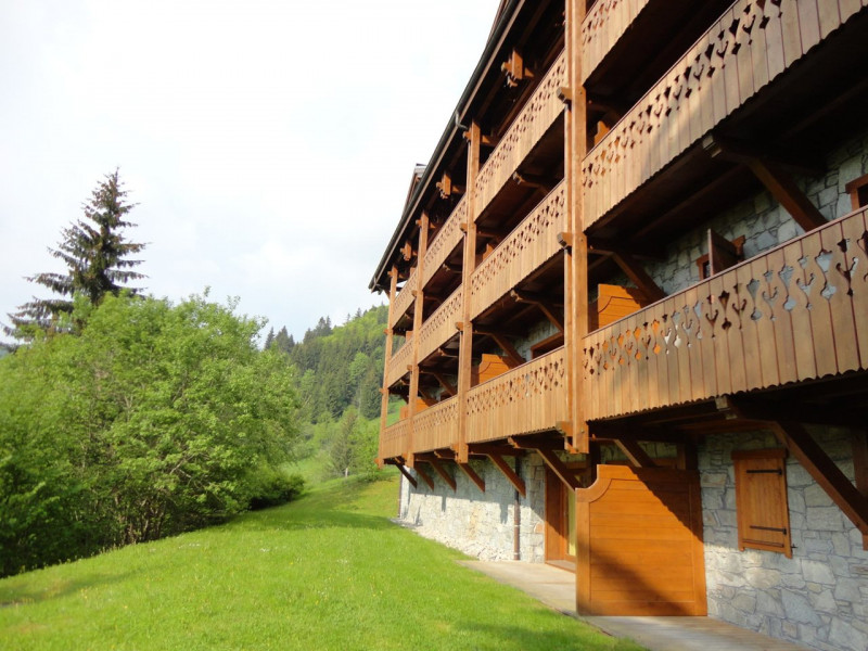 _clients_227430004_photos_31p_8980833