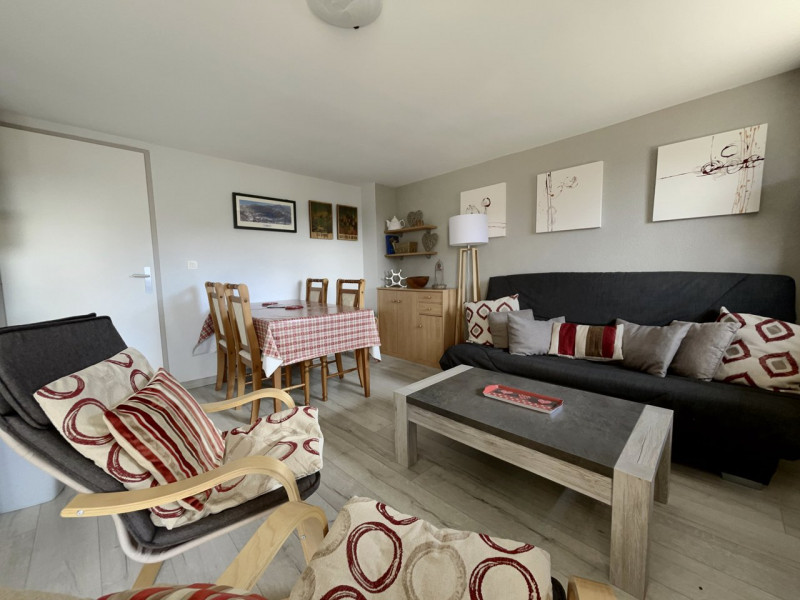 _clients_227430004_photos_37a_8963493