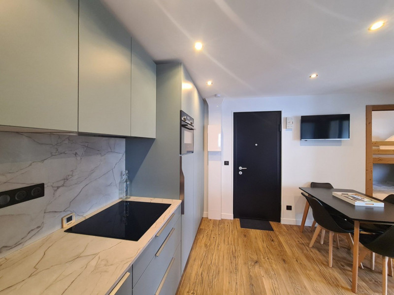 _clients_227430004_photos_50b_8894315 _clients_227430004_photos_50b_8894315