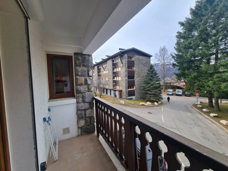 _clients_227430004_photos_50l_8861899