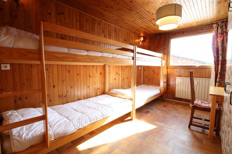 _clients_227430004_photos_69g_8922522