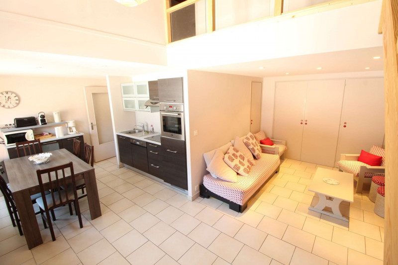 _clients_227430004_photos_97a_8870979