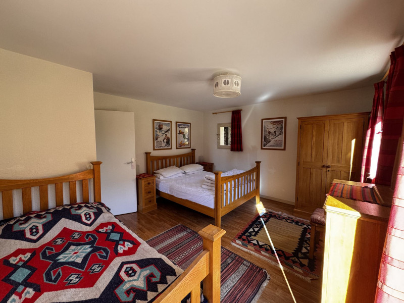_lv_images__lot_0010340003_06_8107290