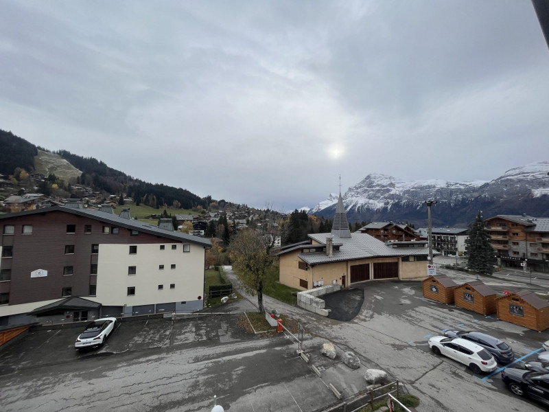 _lv_images__lot_0024308240_11_8251107