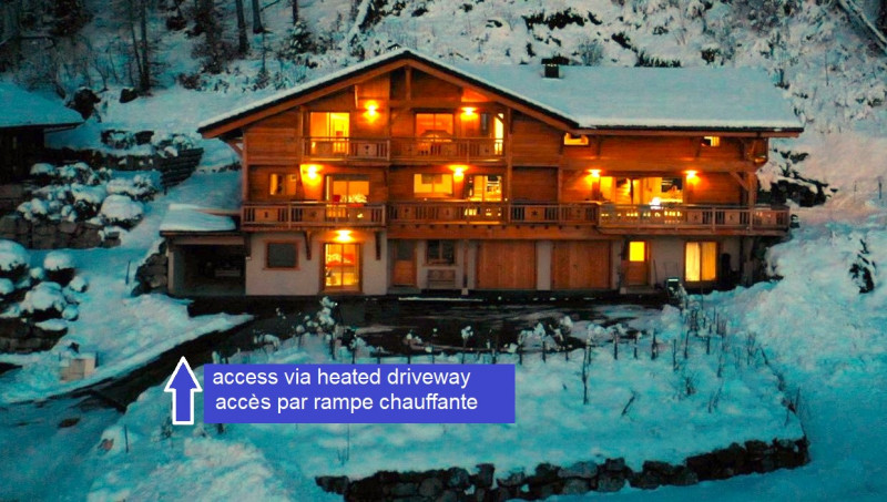 chalet-rampe-8892616 chalet-rampe-8892616