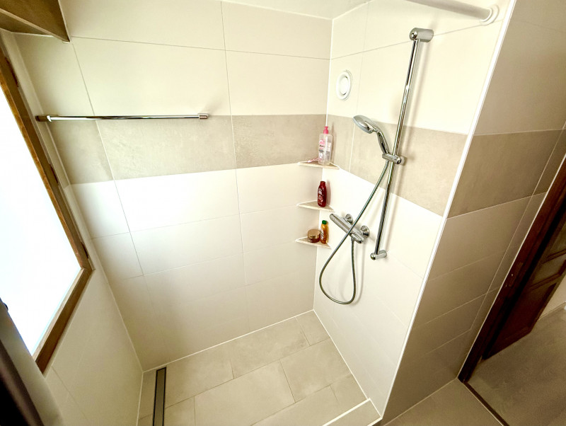 image00007-8601534 image00007-8601534