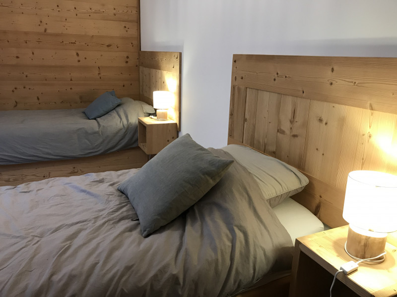 img-1020-6599860 img-1020-6599860