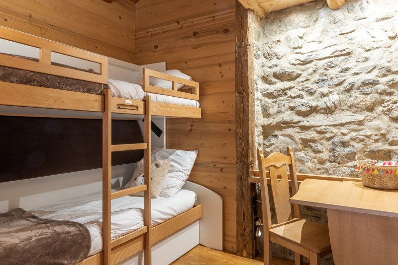 media-38468575-017-8655787