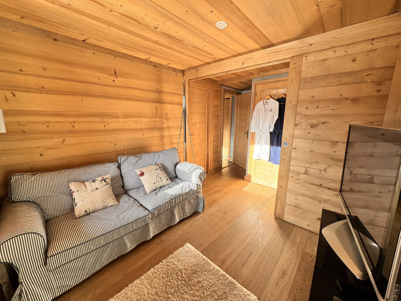 petit-salon-2-6816893 petit-salon-2-6816893